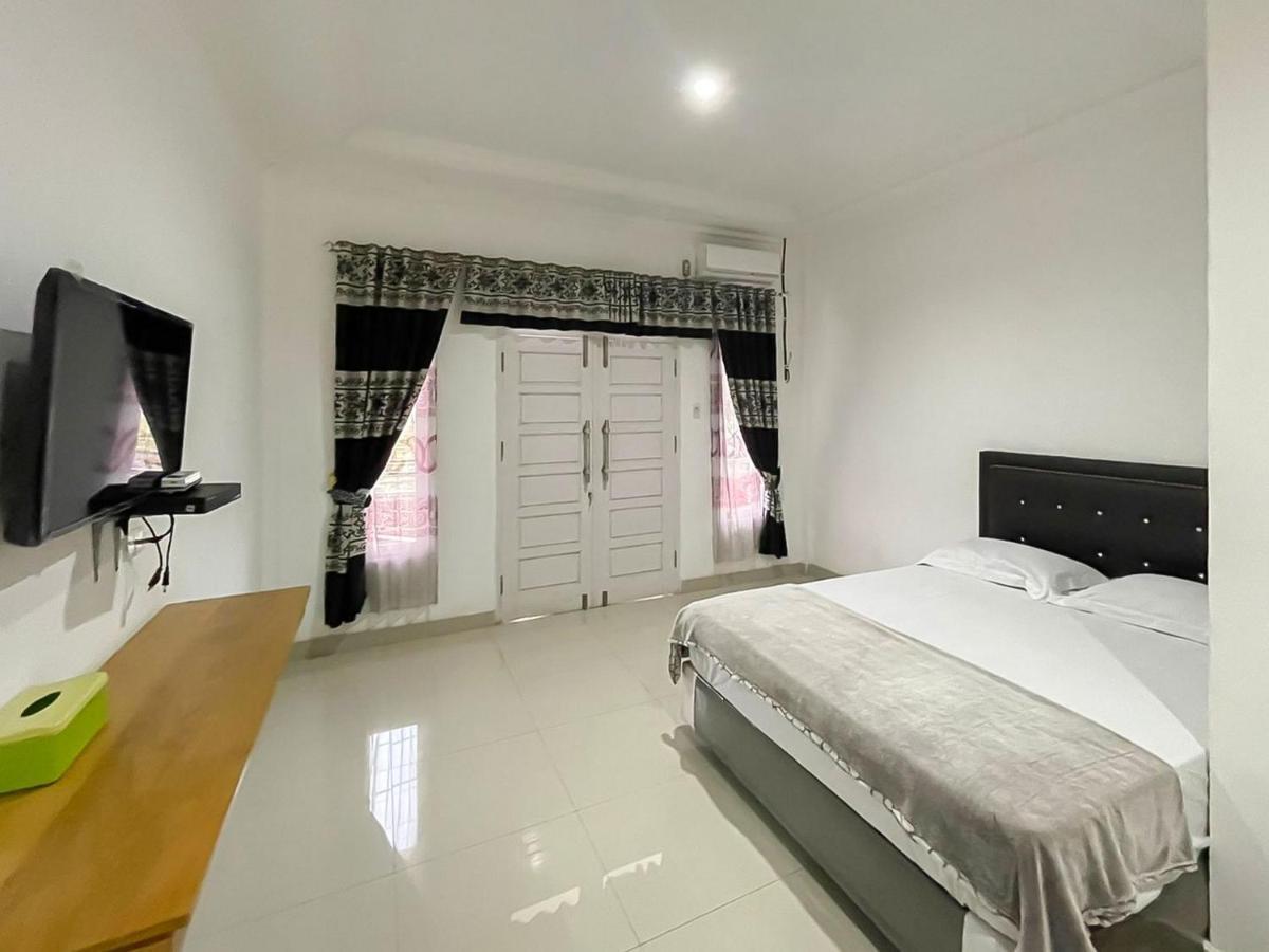 Hotel Lucky 21 Syariah Mitra Reddoorz Lubuklinggau 外观 照片
